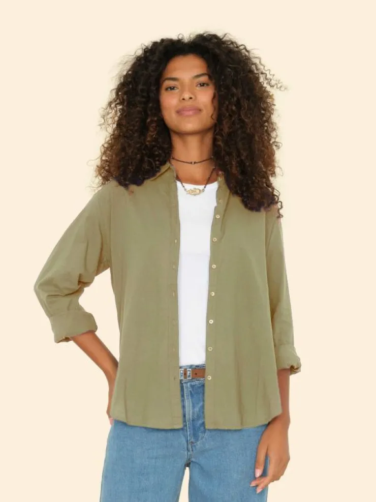 Xirena Shirts<Dark Seagrass Beau Shirt